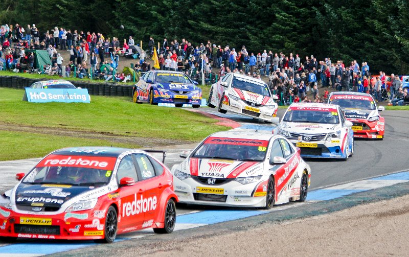 BTCC_races_Knockhill_August_26th_2012 (55).jpg